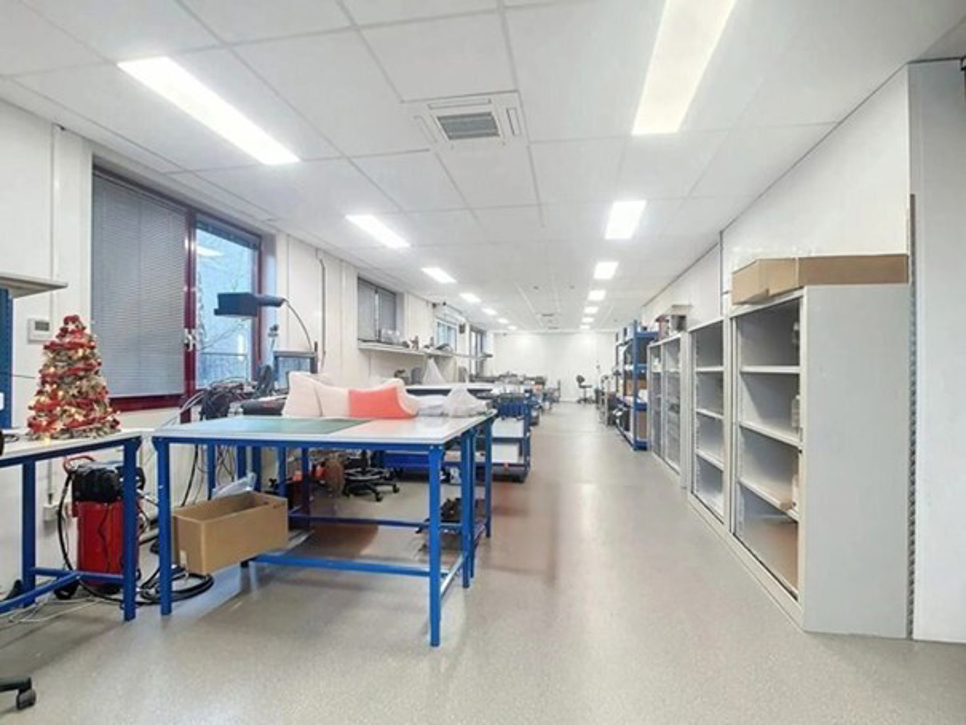 Polyvalent bedrijfsgebouw van 643m² te Mechelen-Noord - foto 3