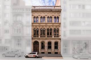 UITSTEKEND HERENHUIS (+/- 1901) MIXTE op een steenworp afstand van de Avenue Louise en het Place du Châtelain Dit exclusieve pand (perceel van +/-...