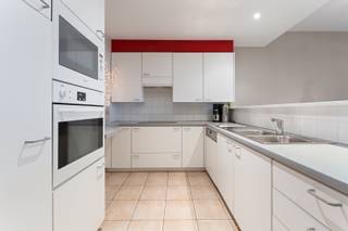 Te koop: ruim appartement in het centrum van Oostende, op wandelafstand van winkels, restaurants en de zeedijk. Dit appartement, geschikt voor...