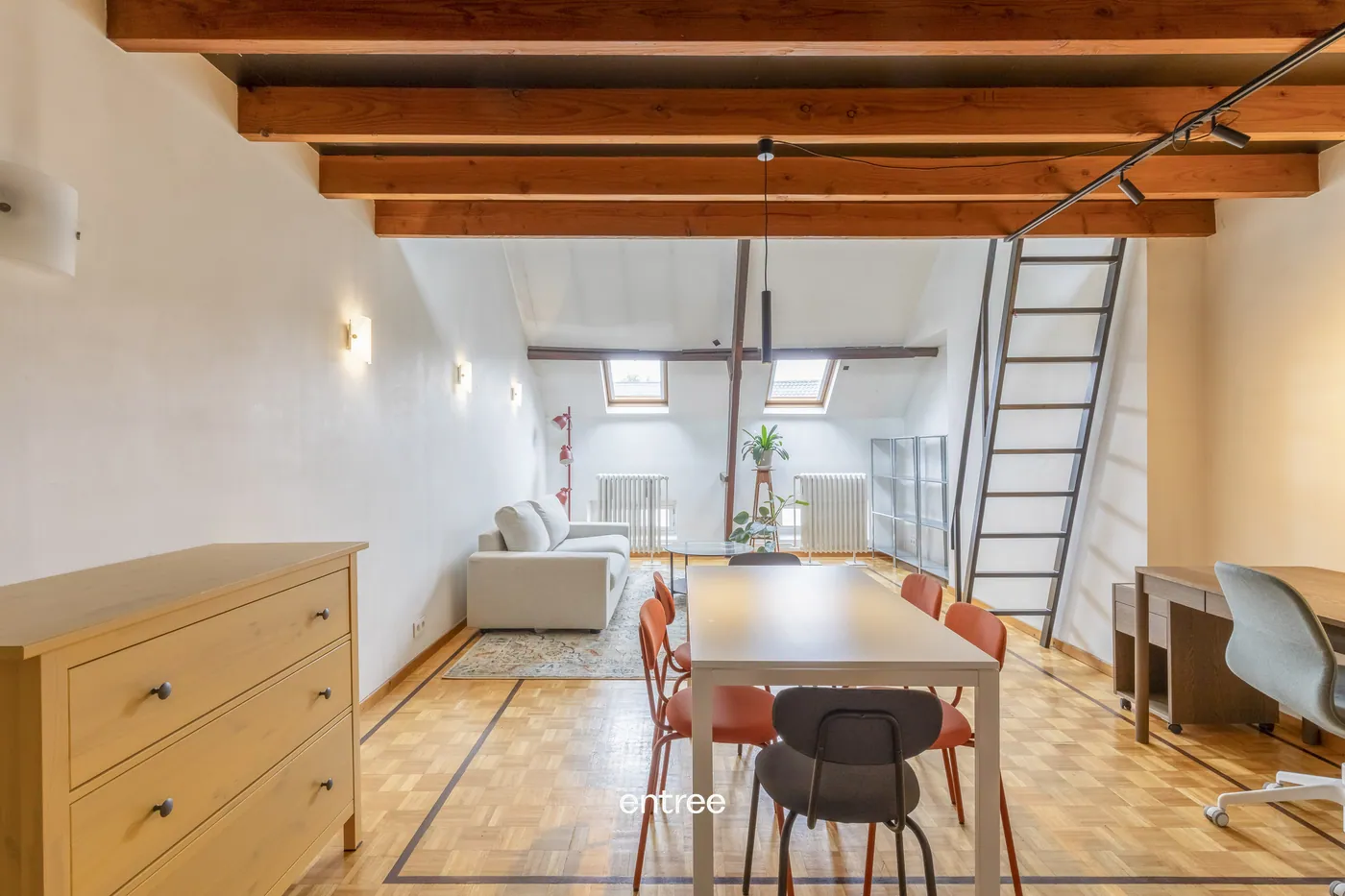Ruime studio met 1 slaapkamer in het hart van Gent - foto 3