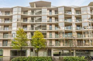 Welcome to 't Nieuw Zuid, the hotspot of Antwerp where we not just live, but also experience. We find this apartment in the “Zuidertuin” building,...