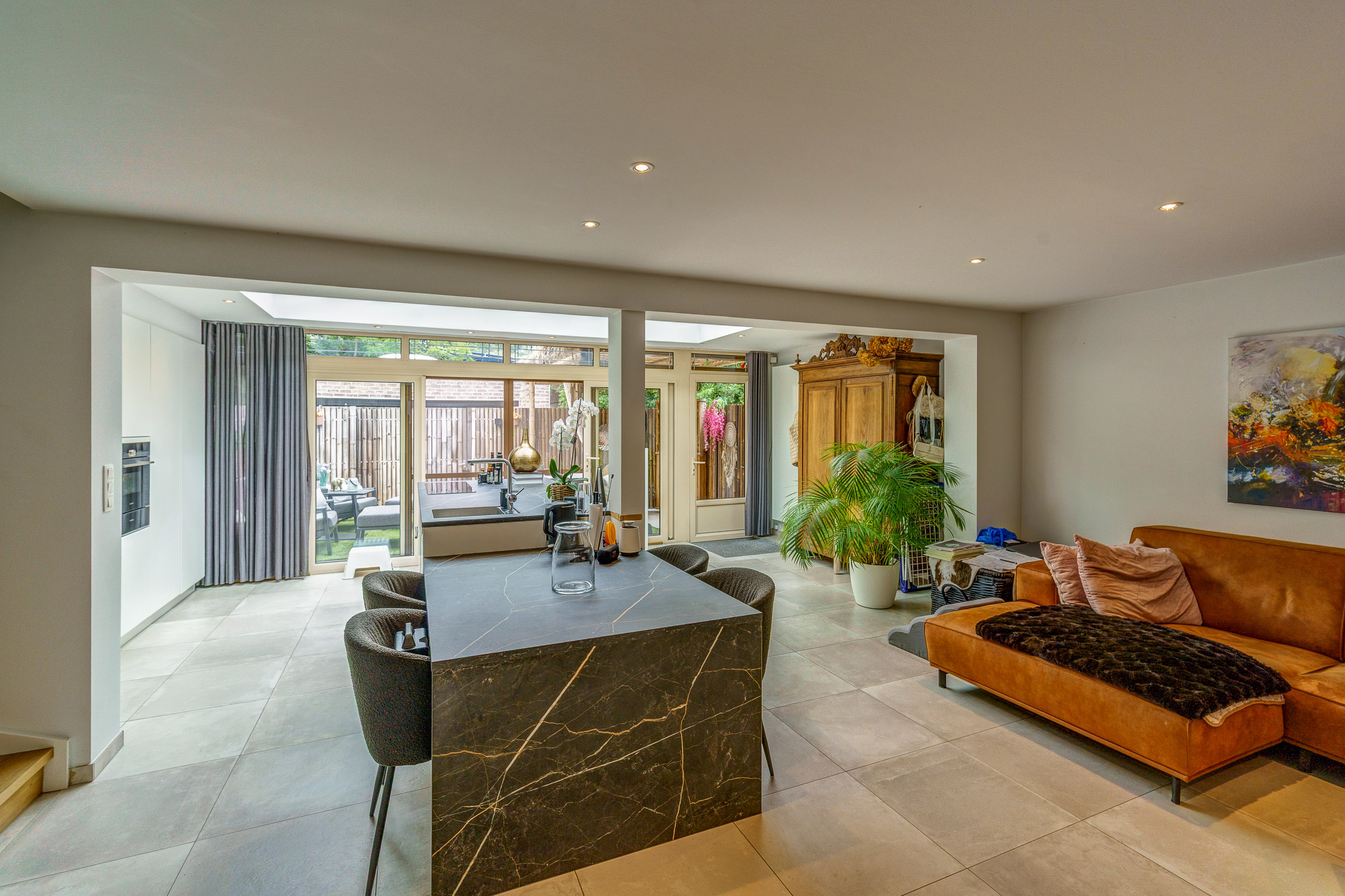 Totaal gerenoveerde woning in groene omgeving te Muizen. - foto 5