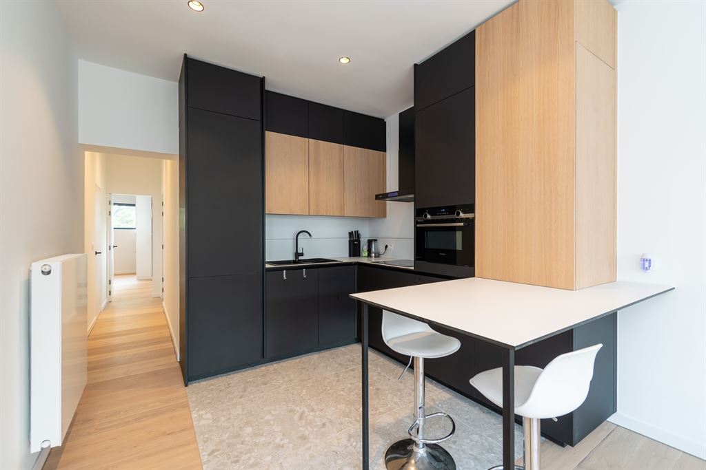 Prachtig gerenoveerd appartement in kleinschalig gebouw in Borgerhout - foto 5