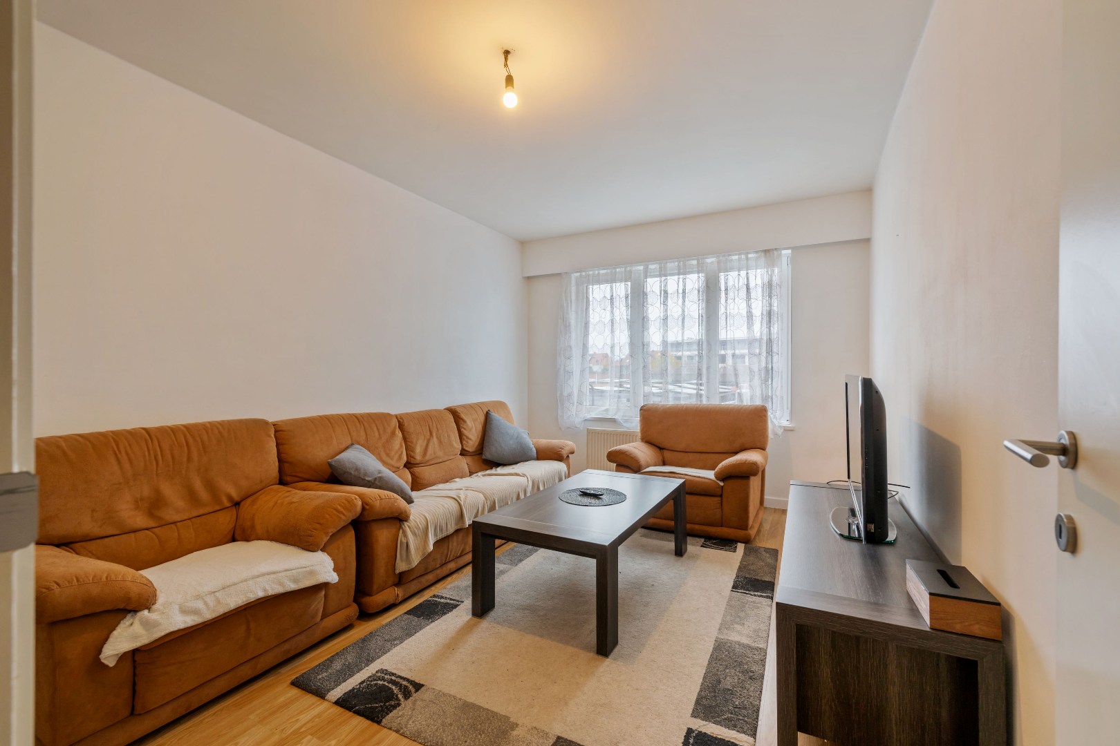 RUIME OPBRENGSTEIGENDOM MET MEERDERE UNITS - foto 4