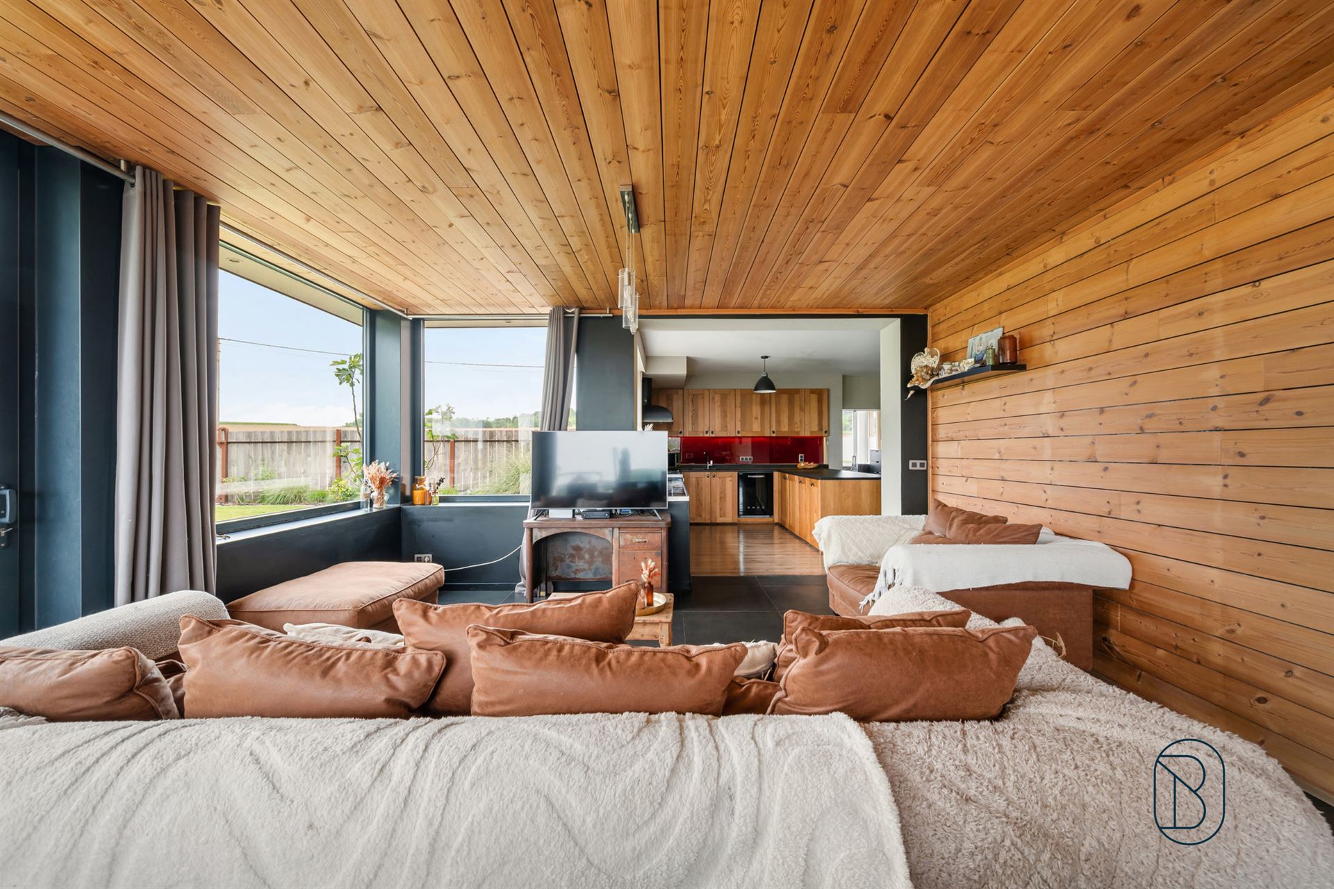 Instapklare woning met loods van 240 m² op topligging - foto 5
