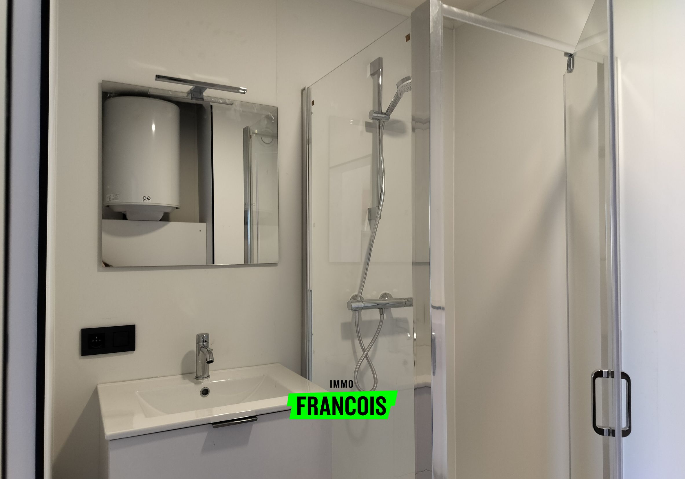 Instapklare studio vlakbij het station van Ieper - foto 5