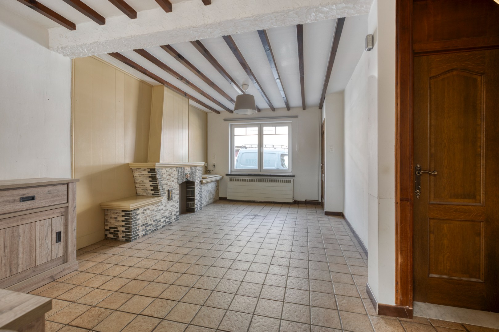 Gezellig ingerichte woning met hobbyruimte en tuin + toegang achterom - foto 3