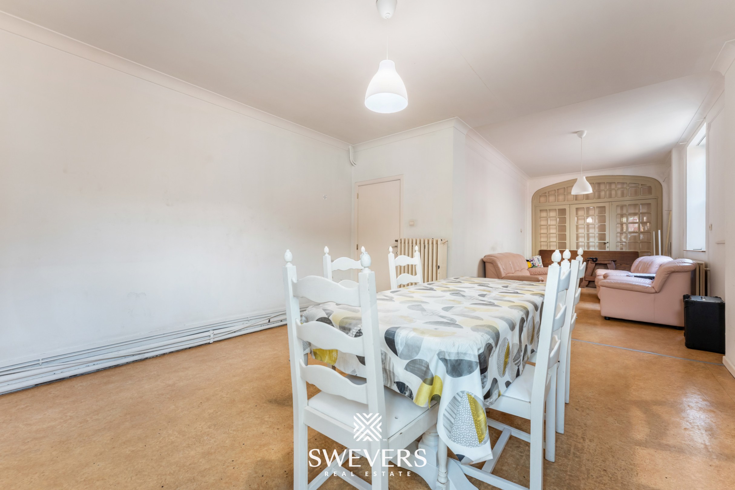 Karaktervolle halfopen bebouwing met 6 slaapkamers en investeringspotentieel nabij centrum Sint-Truiden - foto 3