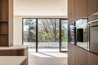 Residentie Huize Stella is een kleinschalig nieuwbouwproject, ontworpen door Caan Architecten, en gelegen op een uitstekende locatie nabij De...