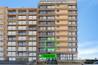Deze charmante studio met slaaphoek in Middelkerke, gelegen op het 2de verdiep, biedt een unieke kans voor wie op zoek is naar een compacte...