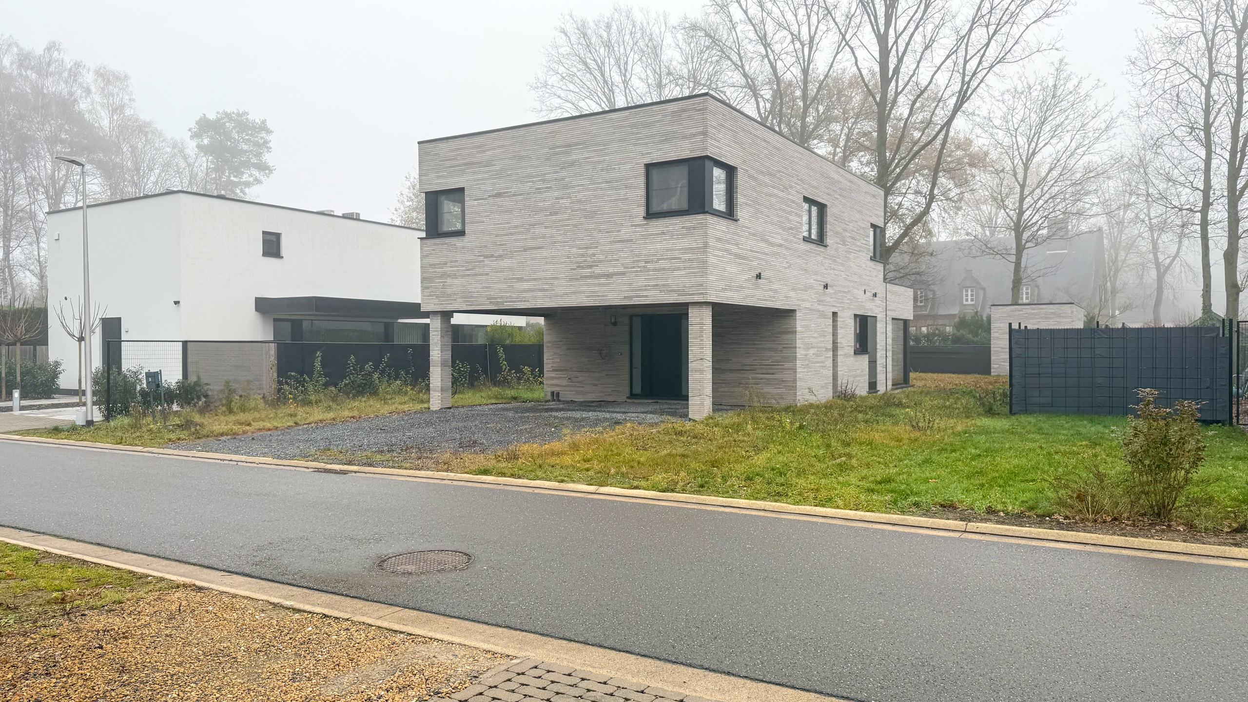 Exclusieve villa met hoogwaardige afwerking Genk! - foto 3