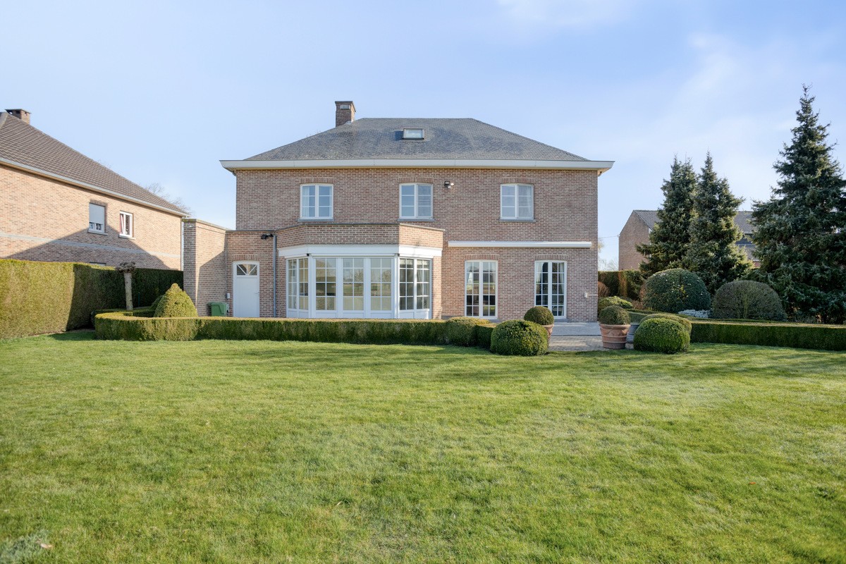 House for sale in Tongeren-Borgloon with 4 bedrooms - photo 2