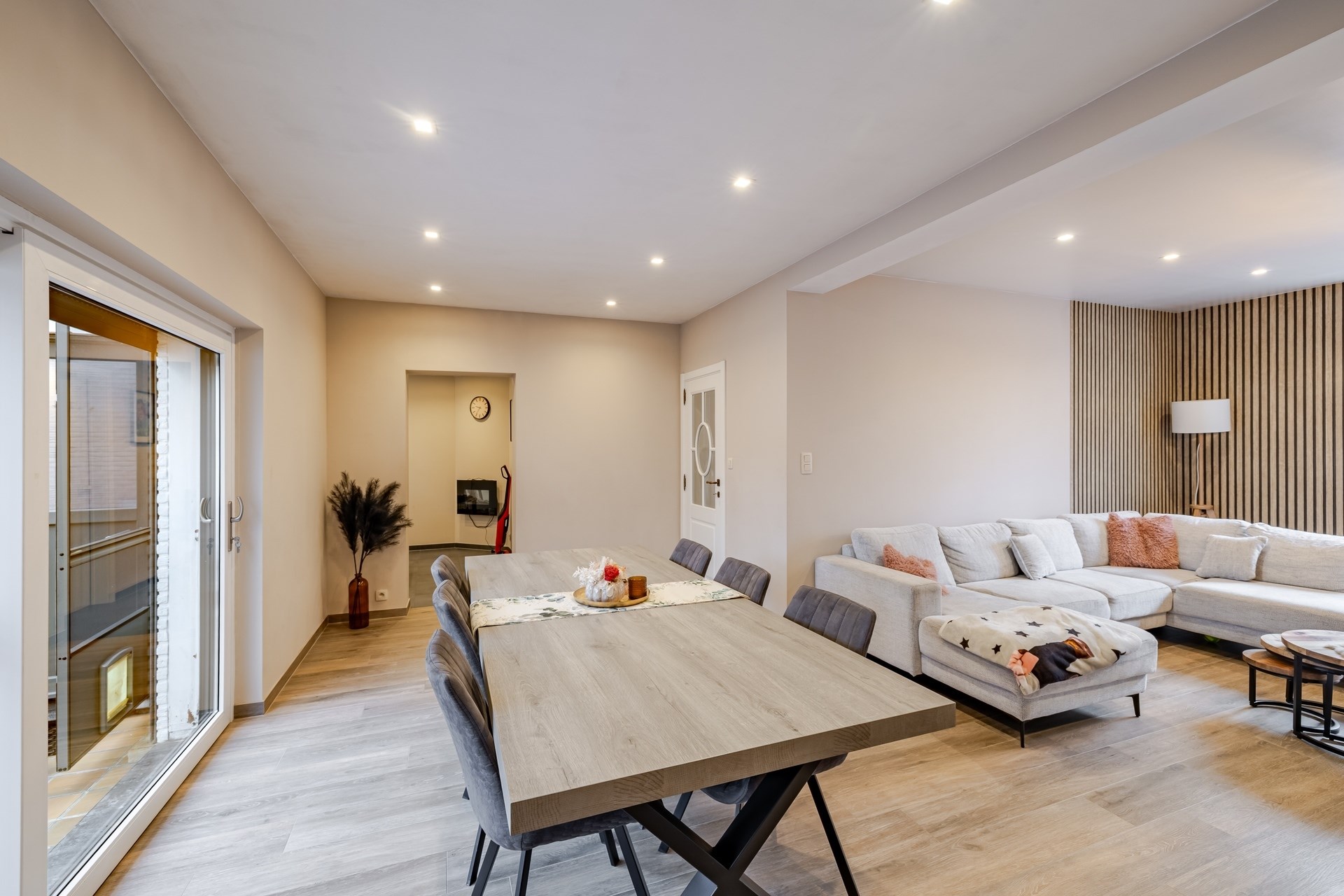 Mooie woning in centrum van Mere met 3 slaapkamers en tuin - foto 4