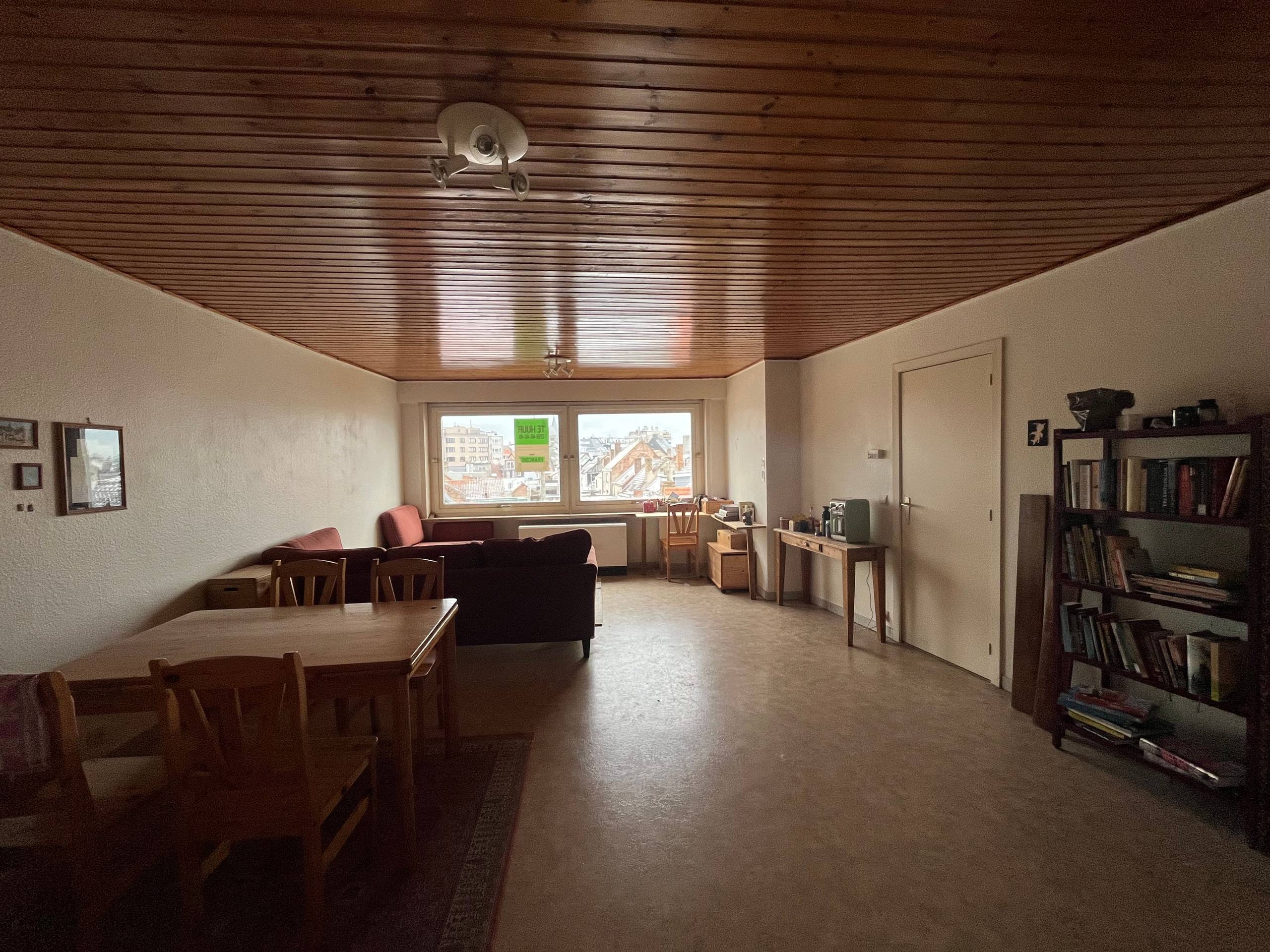 Knus 3 slaapkamer appartement te huur in de Leffingestraat te Oostende! - foto 4