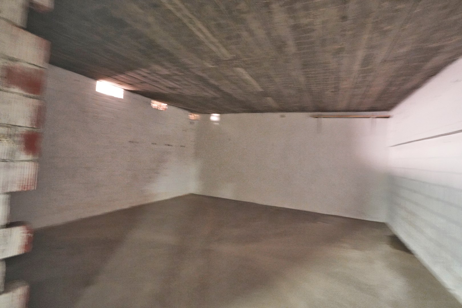 Garage-opbergplaats aan Dampoort - foto 1