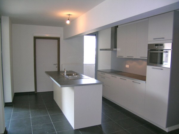 Mooi en ruim appartement - foto 4