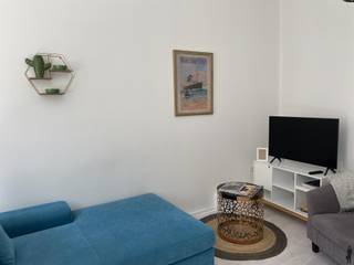 Gezellig gemeubeld appartement in een zijstraat van de Meir!GA NAAR WWW.DEBOERENPARTNERS.BE OM RECHTSTREEKS UW ONLINE AFSPRAAK IN TE PLANNENHet...