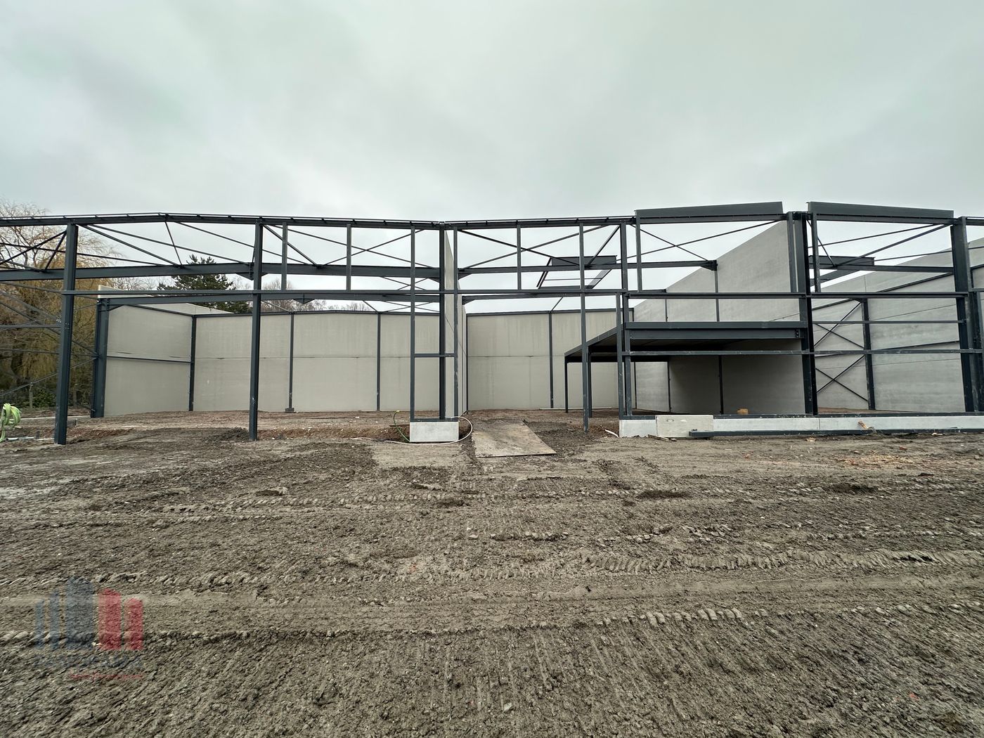 Nieuwbouw KMO-unit van 249 m² met 130m² kantoorruimte te koop – Strategisch gelegen nabij E17 in Anzegem - photo 2