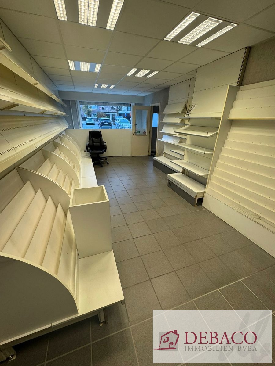 Te renoveren woning, in hartje centrum gelegen - foto 4