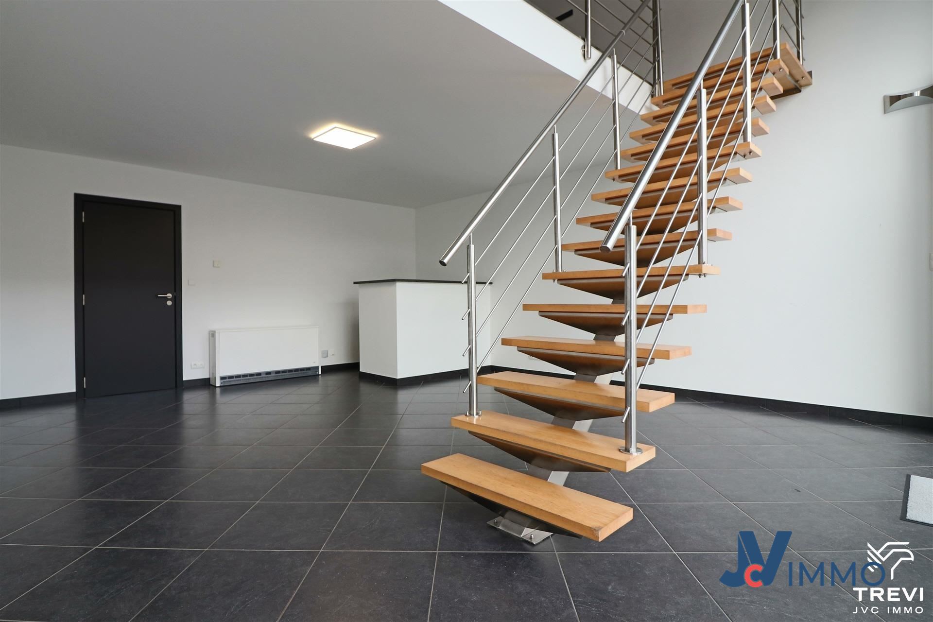 Appartement te huur in Hodeige met 3 slaapkamers - foto 1