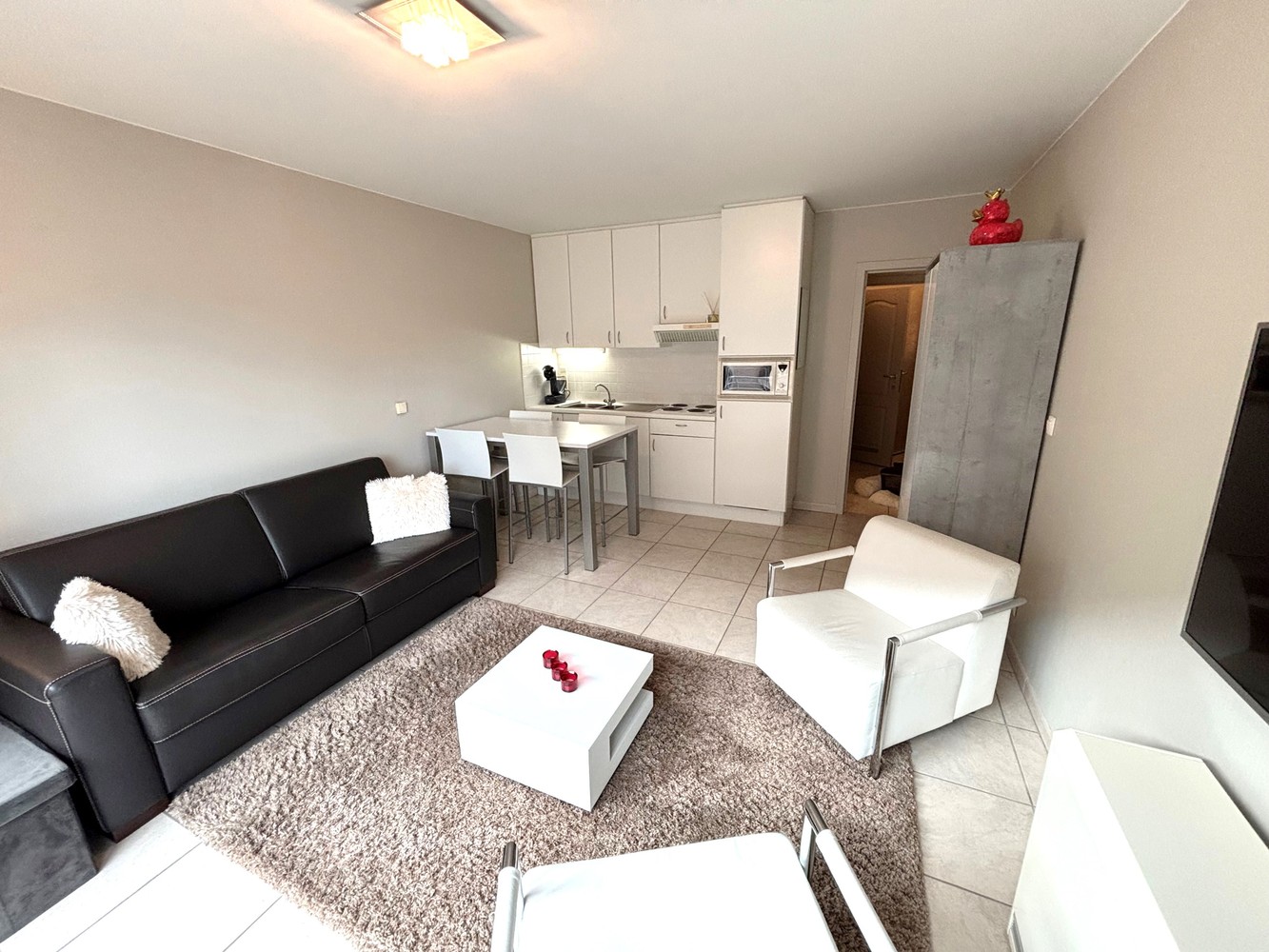 Studio avec coin nuit à louer dans une résidence avec piscine chauffée – près de la digue d'Ostende ! - photo 4