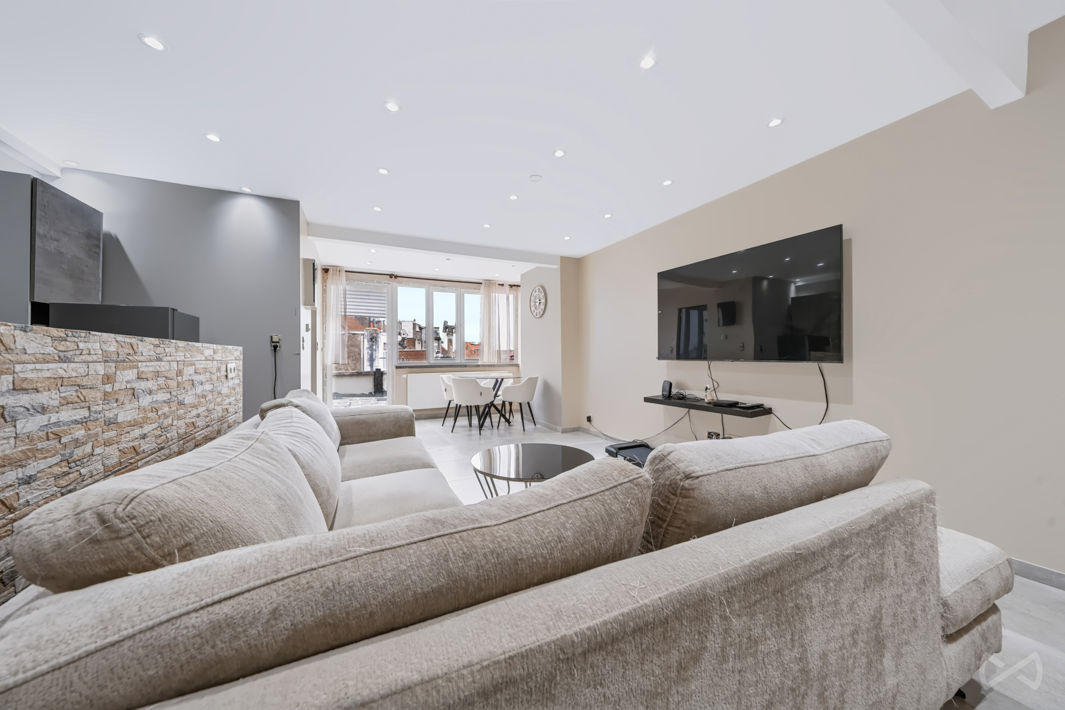 Appartement à vendre à Molenbeek-Saint-Jean avec 1 chambre - photo 2
