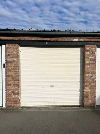 Garage for sale in Nieuwpoort