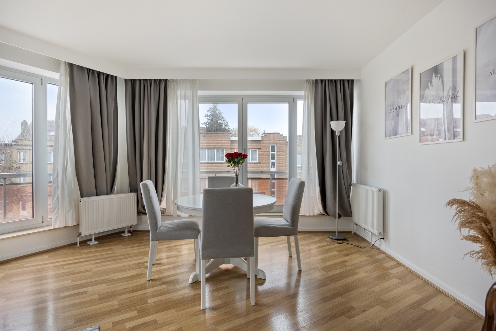 Verzorgd appartement met lift, 2 slaapkamers, garage en kelder - foto 5