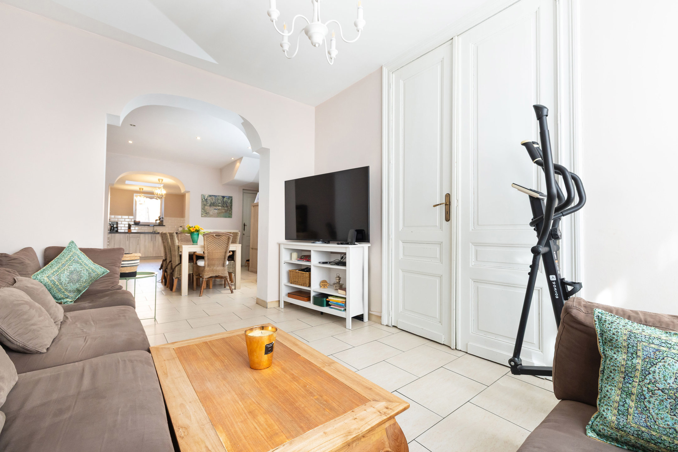 Charmant huis met 5 slaapkamers van ± 200 m² - foto 2