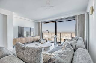 Instapklaar en grondig gerenoveerd vakantie-appartement op een uitstekende ligging op de Zeedijk aan de Blue Buddha Beach in Duinbergen...