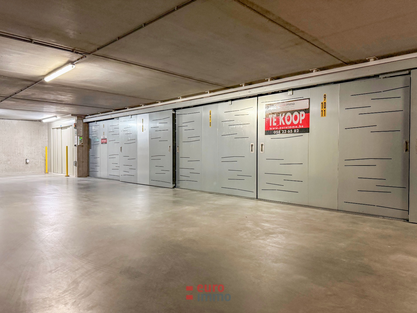 Garage for sale in Nieuwpoort - photo 1