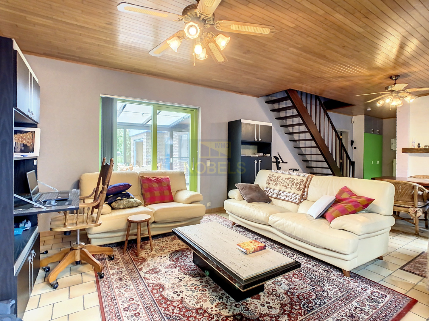 Te koop, charmante halfopen gezinswoning met tuin, garage en carport - foto 3