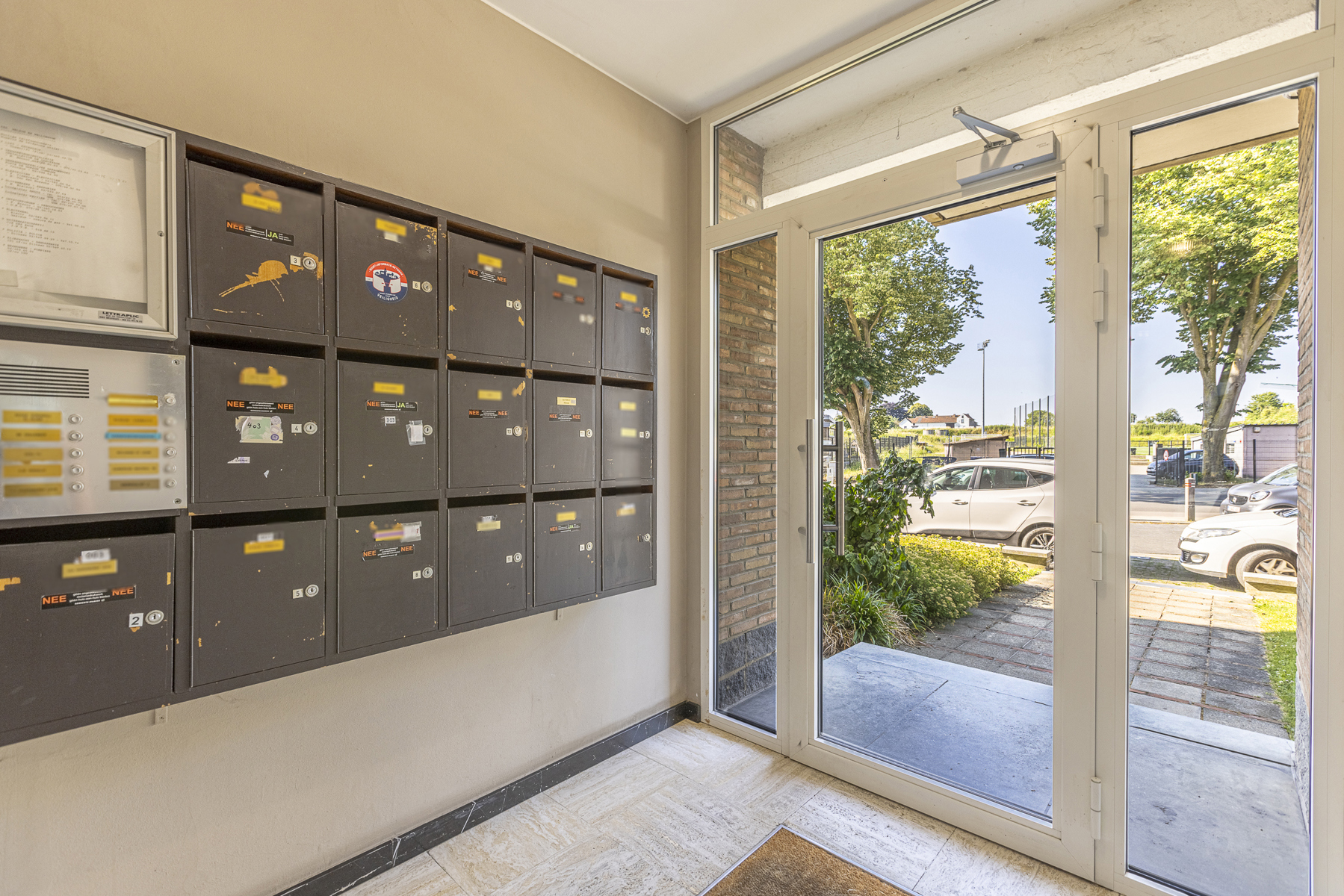 Verzorgd gelijkvloers appartement met één slaapkamer  - foto 3