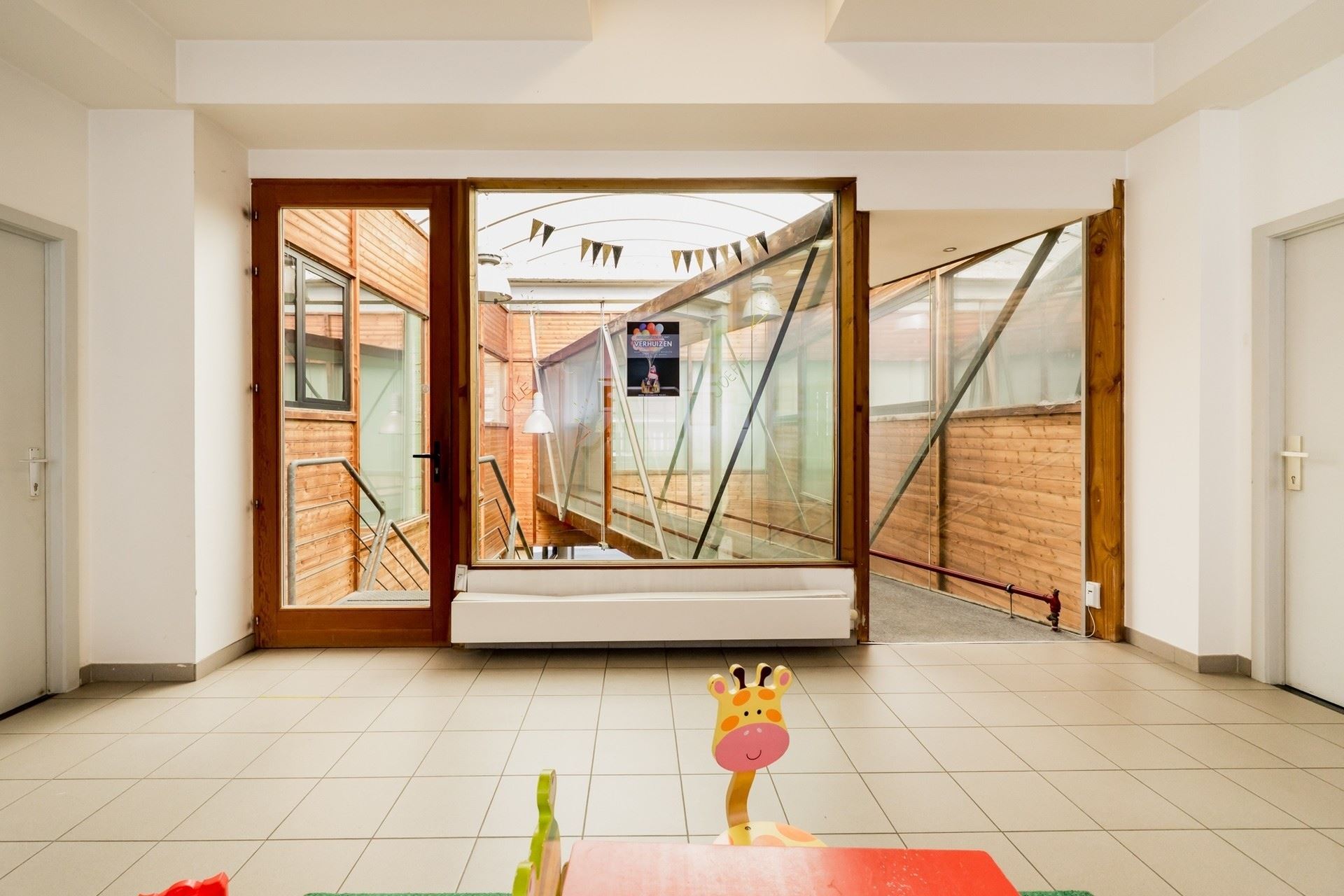 Exceptional commercial property with versatile possibilities near the center of Mechelen - photo 4