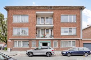 Recent vernieuwd appartement in aangename bruisende buurt.Nabij het Te Boerlaerpark en op wandelafstand van diverse tavernes en winkels.Aparte...