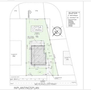 <p><span>Maison individuelle neuve située dans un cadre rural à Rillaar. Située dans une petite rue très calme avec très peu de circulation de transit, à deux pas d'Aarschot et bien desservie vers Louvain. LOT 5A indiqué sur le plan cadastral.<br /><br />Maison contemporaine aux lignes épurées, située sur un terrain de 540 m² orienté nord-ouest, avec une surface habitable de 209 m², ce qui vous offre largement assez d'espace pour une maison familiale à part entière.</span></p><p><span>Agencement :</span><span><br />- rez-de-chaussée : hall d'entrée avec toilettes invités, salon spacieux et lumineux avec îlot de cuisine ouvert et une vue magnifique sur le jardin. Grand débarras pratique. Chambre ou bureau au rez-de-chaussée.<br />- 1er étage : 3 chambres spacieuses dont une avec dressing. Salle de bains et toilettes séparées. Local technique ou débarras.</span></p><p><span>Le jardin offre beaucoup de calme et d'espace pour profiter de délicieuses soirées d'été.<br /><br />Le prix de vente de 390 000 euros, hors TVA de 21 % et frais de notaire, correspond à une finition CASCO pour laquelle les coûts suivants sont</span><span>inclus</span><span> </span><span></span><span>:<br />- travaux de gros œuvre <br />- travaux de toiture<br />- menuiserie extérieure, y compris les fenêtres en PVC à double vitrage à haut rendement<br />- achat du terrain<br />- frais d'architecte et de bureau d'études<br />- assurance<br /><br />Livraison en état brut possible dans un délai de 4 mois.</span></p><p><span><br />La maison peut également être livrée entièrement finie, vous permettant ainsi de choisir vous-même le revêtement de sol, la cuisine et la salle de bains. Des informations détaillées sur une maison entièrement finie sont disponibles sur demande. </span></p><p><span>Contactez Dupont Vastgoed au 015 15 15 15.</span><span><br /><br />Les photos sont purement illustratives et diffèrent de la construction actuelle.</span><span><br /><br /></span></p>