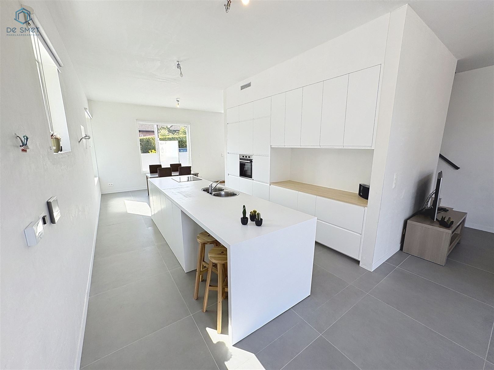 PRACHTIGE BEN-NIEUWBOUWWONING MET 3 SLPK, DRESSING, INBOUWKASTEN &amp; TUIN ZARLARDINGE - foto 4