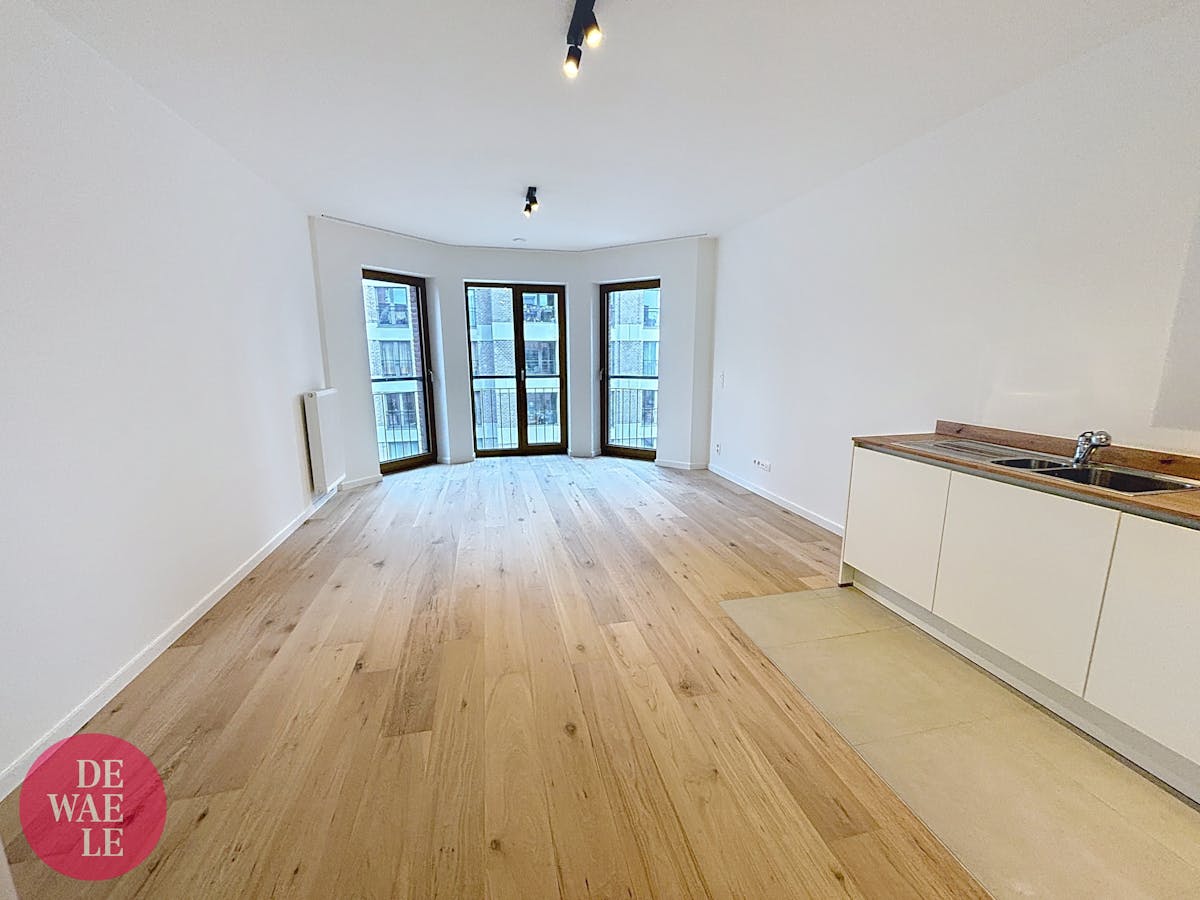 Brusssel: 2 slaapkamer appartement gelegen op Tour & Taxis - foto 1