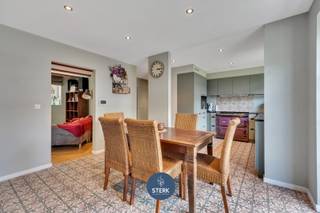 CHARMANTE WONING (EPC A) OP EEN RUIM PERCEEL VAN CIRCA 37 ARE IN ZUTENDAAL ! <br /><br />We vinden deze open woning met een bewoonbare oppervlakte van 101 m² terug op een perceel van 36a 59ca in Zutendaal. <br /><br />Voor meer informatie, neem zeker een kijkje op onze website via de volgende link: <br />https://www.sterkvastgoedmakelaars.be/detail/te-koop-woning-zutendaal/7599757?dosearch=True&amp;flowstatus=ForSale,ForSaleReserved,ForSaleWithBid,ToCompleteForSale,SoldUnderReserve,Sold&amp;pageindex=1&amp;pagesize=12&amp;searchpage=ForSale&amp;sortdirection=DESC&amp;sortfield=pub_flowstatus&amp;transactiontype=Sale