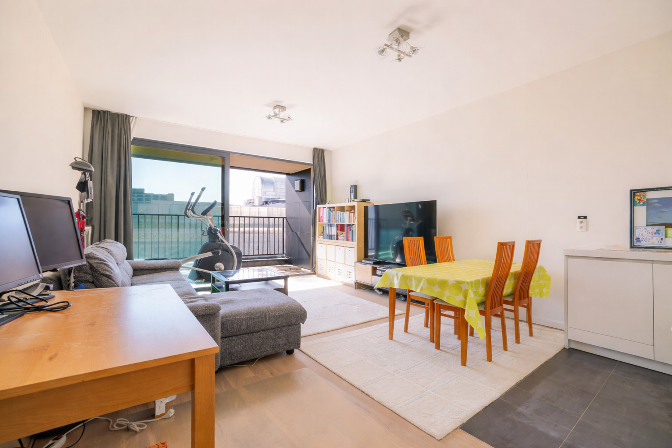 Apartment for sale in Etterbeek with 1 bedroom - photo 3