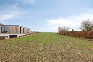 Vous rêvez d'une maison dans un endroit exceptionnel où le calme et la nature sont au cœur de vos préoccupations ? Ce terrain unique à Opbrakel...