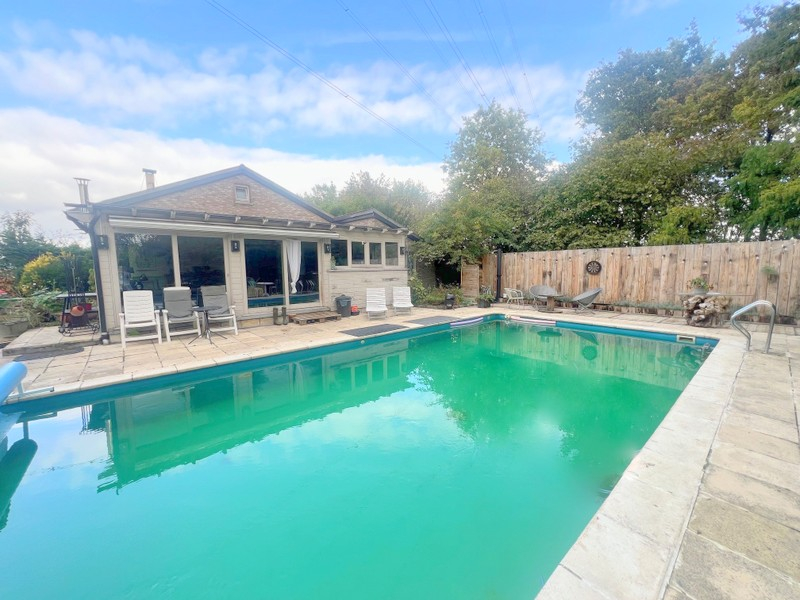 KLEIN DOMEINTJE OP 3 350 M2 - foto 1