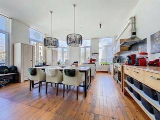 Centraal gelegen loft te Antwerpen.Aan de Brouwersvliet te Antwerpen, centraal gelegen tussen de Scheldekaaien en het MAS ligt dit uniek...