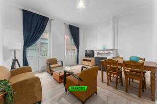 Ontdek dit lichtrijke appartement op de eerste verdieping in centrum Blankenberge. Dankzij de centrale ligging bevindt u zich op wandelafstand van...