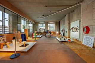 Ontdek deze uniek gelegen casco handelsruimte op een topligging aan de Broeltorens aan nieuwe voorwaarden tijdens het Wonder Creativity Festival...