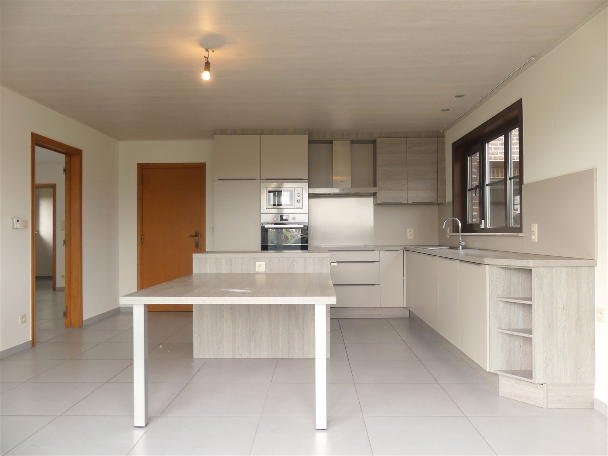 House for rent in Eernegem with 4 bedrooms - photo 4