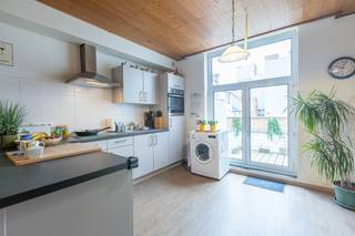  * Duplex appartement met 4 slaapkamers * Ideaal geschikt als investering of vaste woonverblijfplaats * Mooi terras aanwezig * geen lift dus lage...