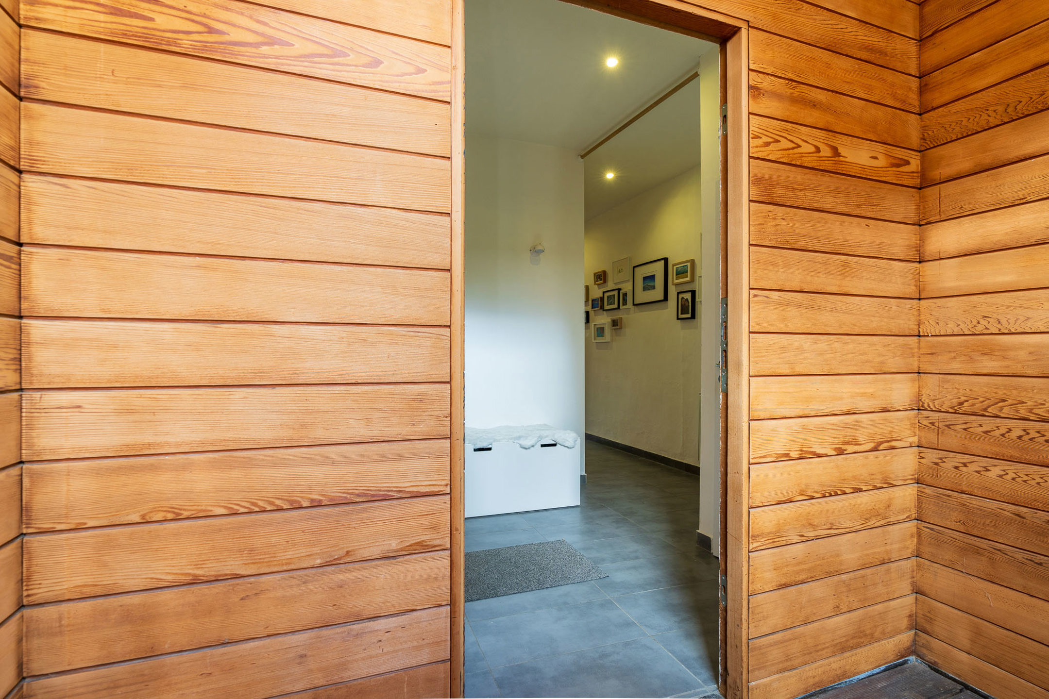 Architectenwoning met 3 slpks en royale tuin in centrum Wilrijk - foto 3