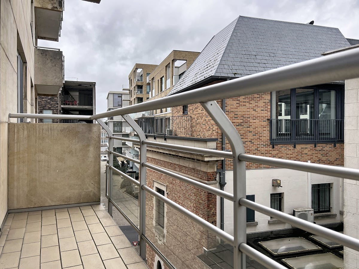 Two-bedroom apartment with terrace in the center of Roeselare. - photo 2