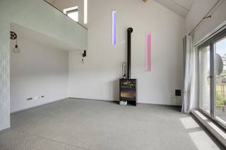 Are you looking for peace, space and comfort, but don't want to compromise on modern luxury? This unique, ready-to-move-in home (built in 2011) is located in a wonderfully quiet, cul-de-sac in the popular Gerdingen (Bree). Here you can enjoy privacy, combined with a view of the beautiful garden. Why this home is your dream home:The basement has a fully equipped, high-quality studio with a direct view of the garden. Perfect for use as a kangaroo home, a private place for an adult child, or as an inspiring practice/office space at home.From the spacious living space as well as from the studio downstairs, you can enjoy a seamless connection to the beautifully landscaped garden. An oasis of peace where you can relax undisturbed.The house is efficiently heated with propane gas and is completely self-sufficient when it comes to water. Sustainable and cost-efficient living in one!Does this gem meet all your needs? Then take your chance now. This property will be presented exclusively at our Pre-Sale moment on Saturday, July 11, 2026 between 9 a.m. and 11 a.m.Plan your visit today and discover the unique atmosphere of this exceptional property for yourself.The property is offered through the Pre-sale formula. On 11/07/2026 between 09:00 and 11:00, you can come visit the property by appointment and make an offer. The listed price is a starting price. For further information, please contact the property agent.Register of measures: no